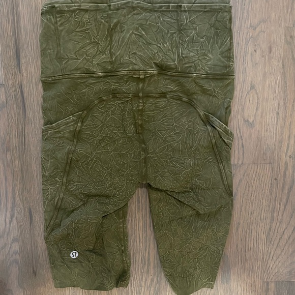 Lululemon bike shorts - Picture 2 of 3